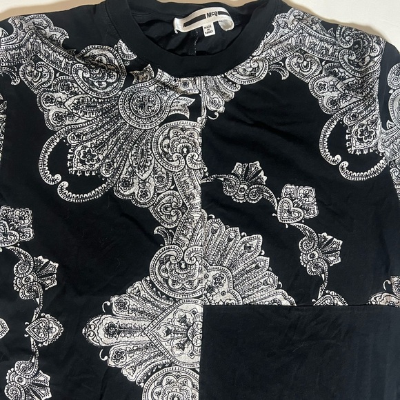 Mcq Tshirt - Picture 2 of 3